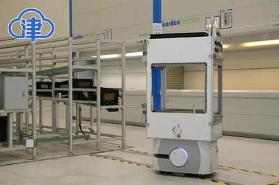 纬湃科技天津工厂启用两条全新生产线，“大块头”机器人“辗转腾挪”展现智造实力